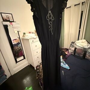 Syma Black Sleeveless Maxi Dress with Front Tie